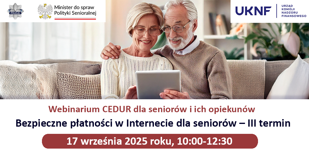 Starsza para ogląda informacje na&nbsp;tablecie. CEDUR Webinarium